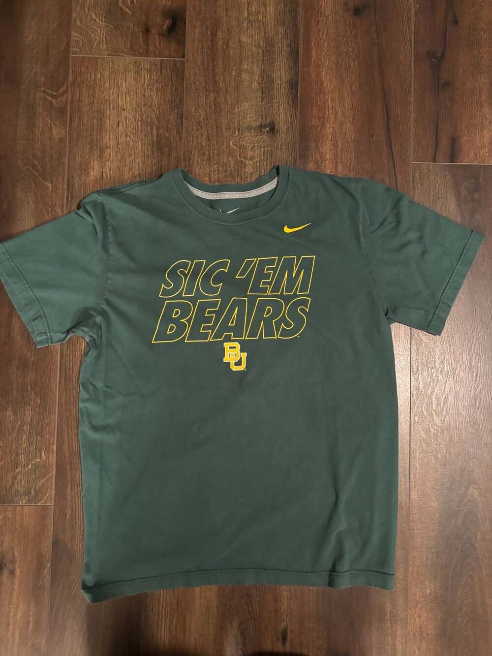 Nike Baylor Bears Sic 'Em Bears T-Shirt Size L Green